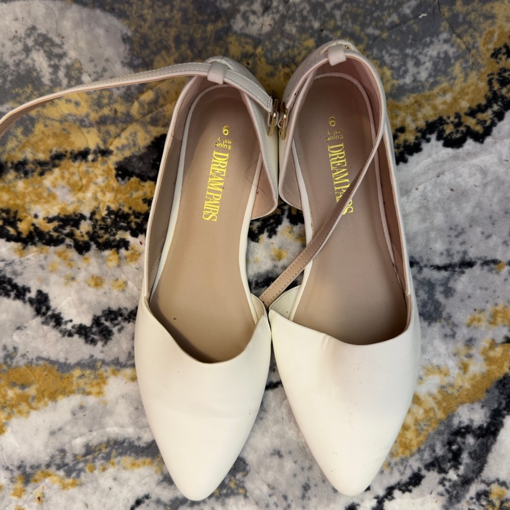 DREAM PAIRS Women's Dressy Flats, White Size 9